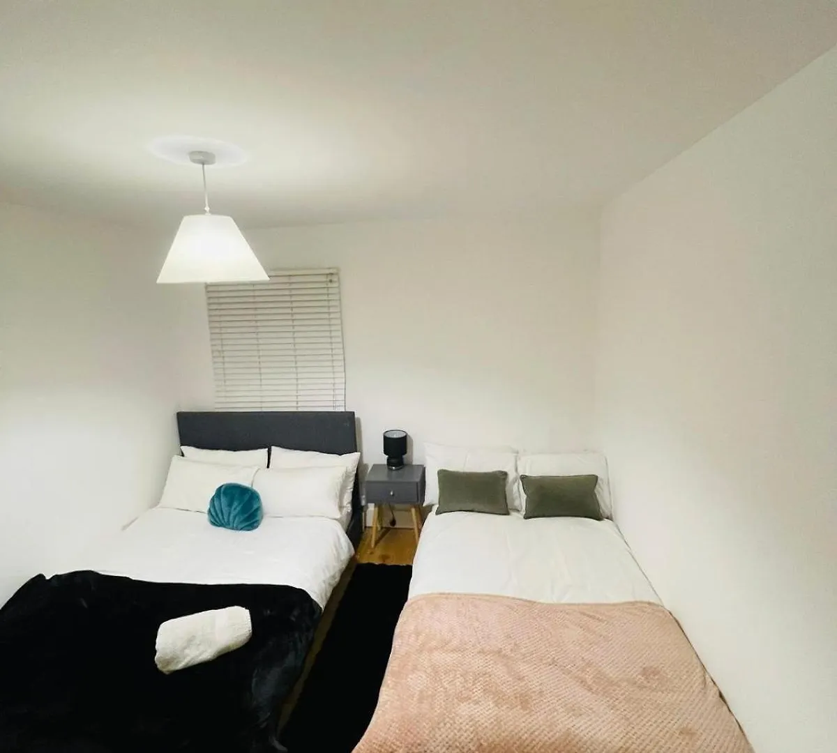 Ground Floor 3Bed Tower Bridge Shard View With Riverview London 0*,  United Kingdom