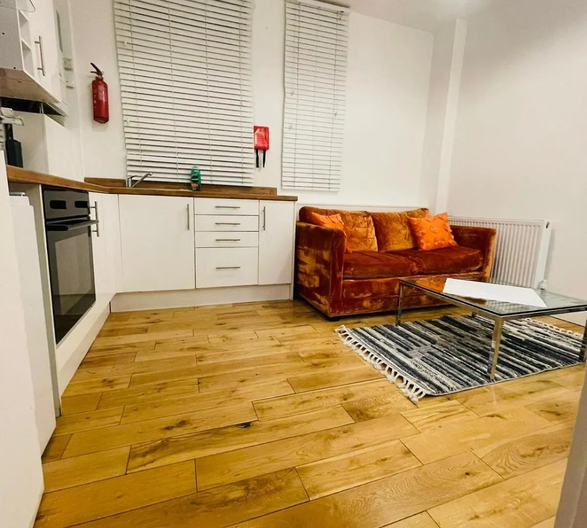 Ground Floor 3Bed Tower Bridge Shard View With Riverview London Apartment