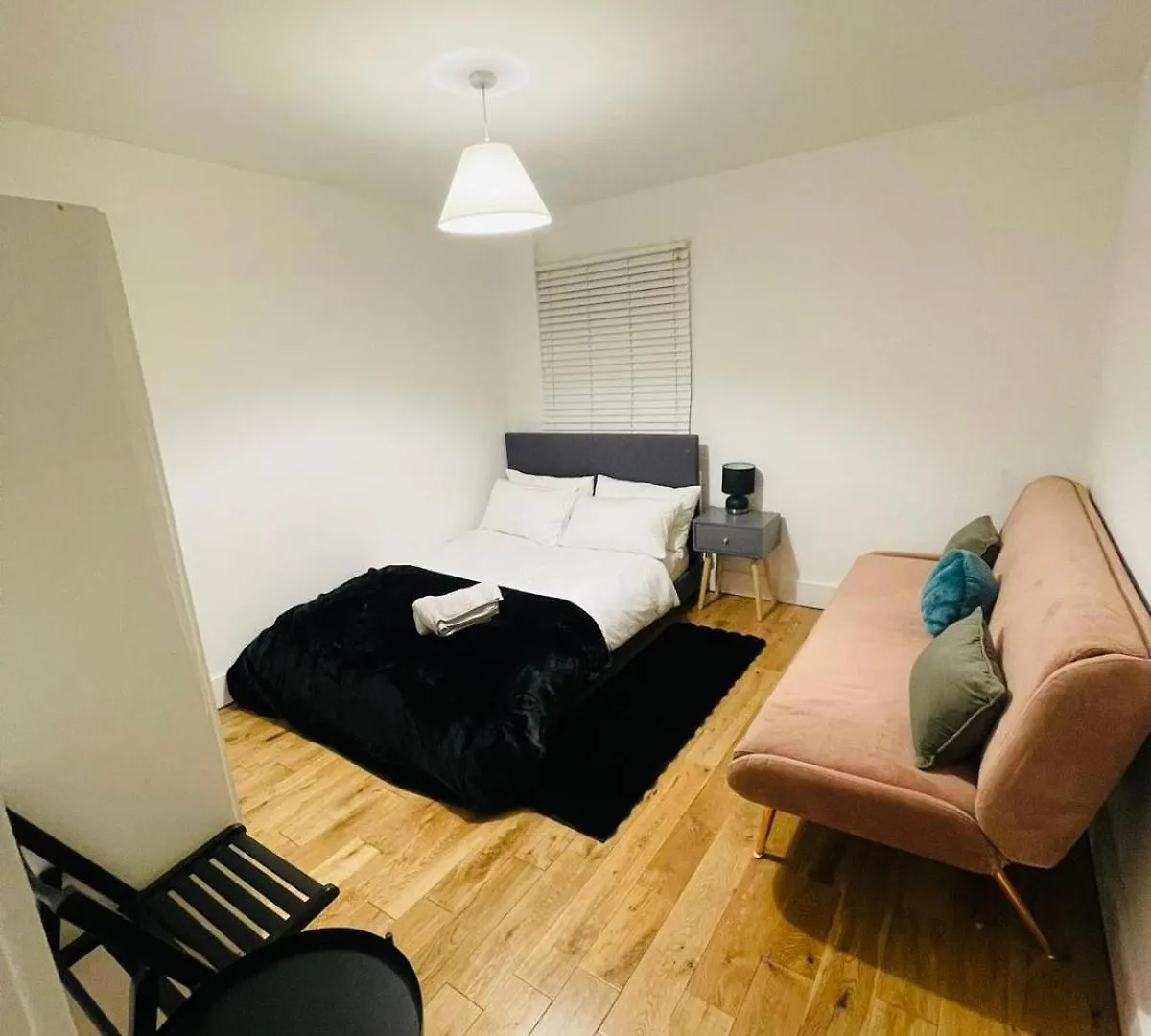 Apartment Ground Floor 3Bed Tower Bridge Shard View With Riverview London United Kingdom